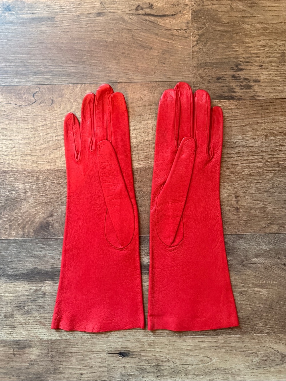Vintage Red Women's Leather Gloves